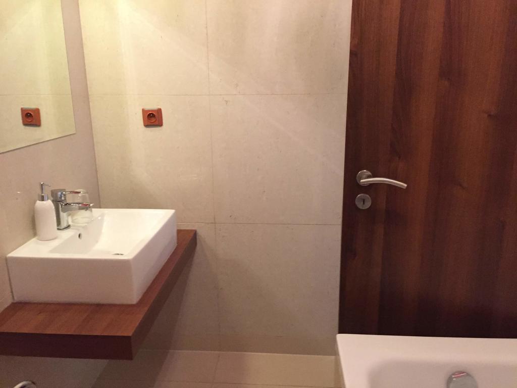 Apartman Fiona 벨카 롬니차 외부 사진