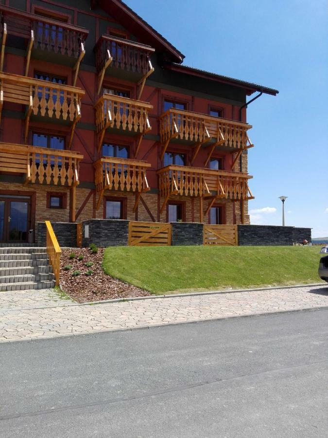 Apartman Fiona 벨카 롬니차 외부 사진